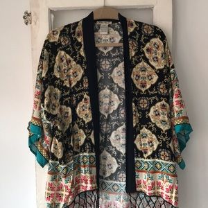 Kimono style amazing top!